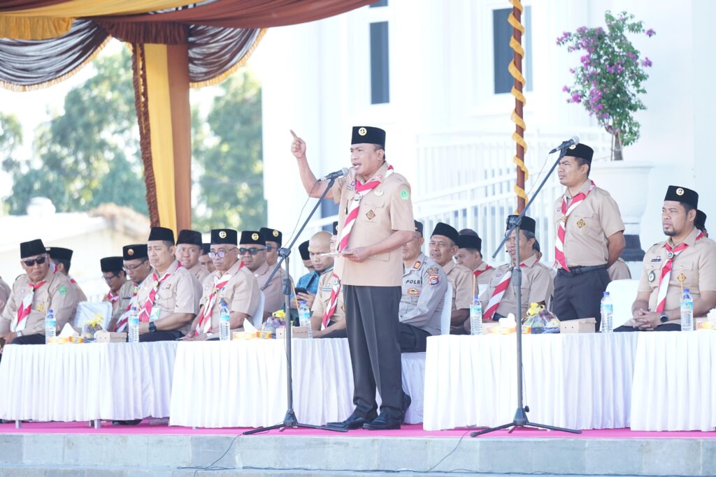 Kakanwil Kemenag NTB Kukuhkan Pramuka Ikhlas Beramal di Lombok Utara